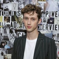 Troye Sivan recebeu críticas de uma revista LGBTQI+ por não querer responder se é ativo ou passivo
