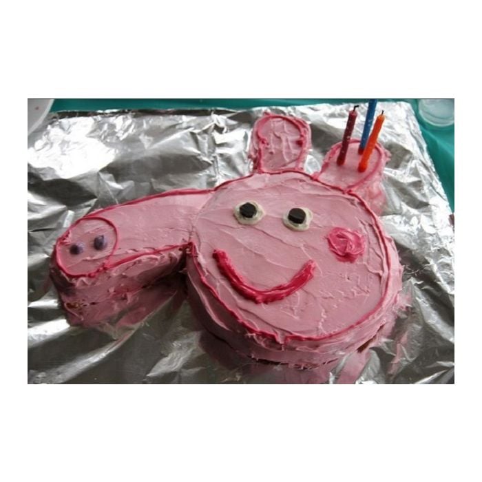 Lembrar: nunca fazer bolo da Peppa Pig