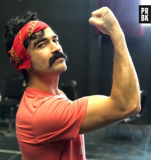 Alfonso Herrera não canta mais e agora só trabalha como ator