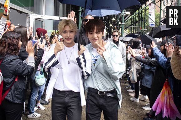 Fãs receberam a notícia da saída de Woojin do Stray Kids no domingo (27)