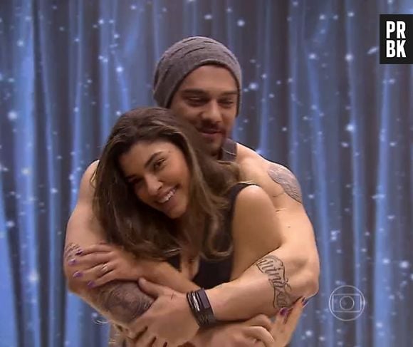 Enquanto participava da "Dança dos Famosos", Lucas Lucco ficava no maior clima com sua parceira, a bailarina Ana Paula Guedes