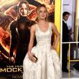 Jennifer Lawrence marcou presença na première de "Jogos Vorazes: A Esperança - Parte 1", em Los Angeles
