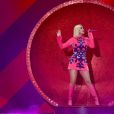 Katy Perry ganha "black ocean" durante show após piada sobre fãs do BTS