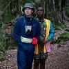 Eric (Ncuti Gatwa) e Otis (Asa Butterfield) são melhores amigos em "Sex Education"