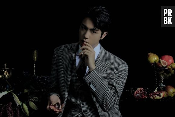 BTS: Jin tem essa vibe misteriosa, mas no fundo ele é um fofo