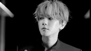 SM Entertainment informa: Baekhyun, do EXO, deve lançar um álbum novo até o final de maio