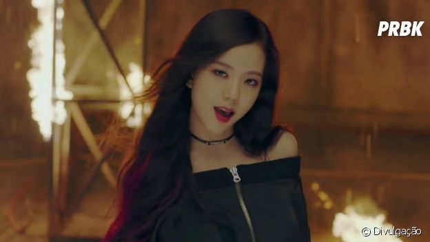 BLACKPINK: relembre o visual da Jisoo na era "Playing With Fire"