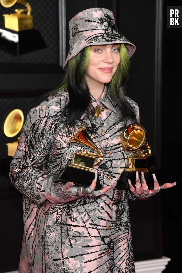 Quais foram as melhores roupas do Grammy 2021? Vote na batalha de looks!