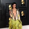 Roupas do Red Carpet do Grammy 2021 viram assunto na internet - Escolha sua preferida nesta batalha de looks!