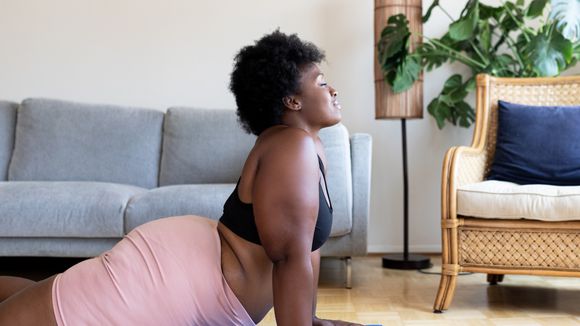 8 exercícios de yoga para começar a praticar o corpo e a mente