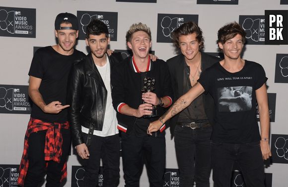 One Direction ganhou o prêmio de "Melhor Artista Pop" no MTV EMA 2013!