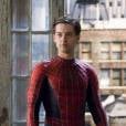 Segundo os fãs de "Homem-Aranha", Tobey Maguire transformou o super herói em um completo bobalhão.