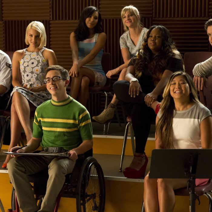  O elenco original do New Directions se junta novamente em &quot;Glee&quot; 