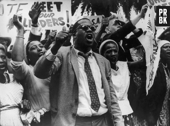 Em sua forma estrutural, o racismo aparece no nosso dia a dia e, muitas das vezes, quase que imperceptíveis