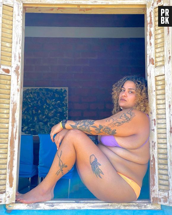 Alexandra Gurgel critica a gordofobia nas suas redes sociais e é um dos maiores nomes do movimento body positive no Brasil