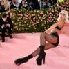 Lady Gaga sempre causa no MET Gala