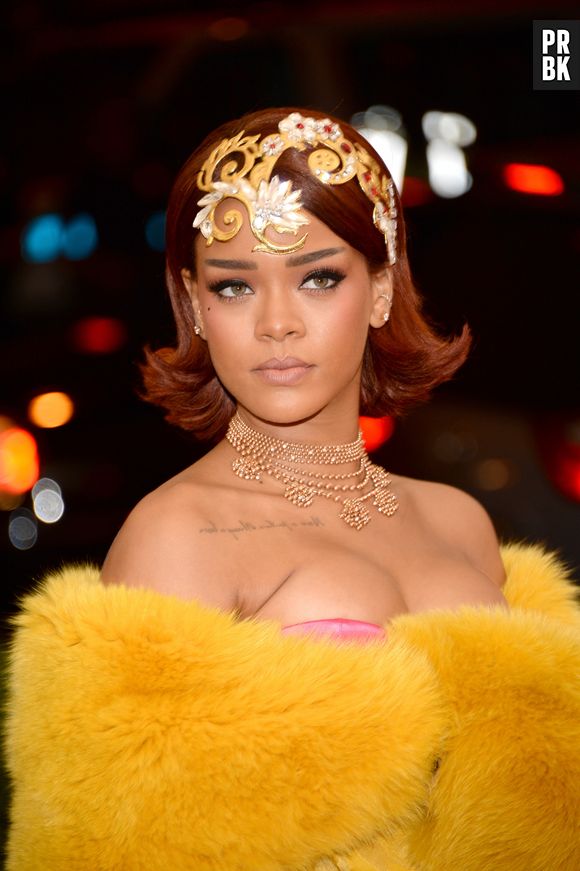 O look de Rihanna no MET Gala de 2015 é comentado até hoje