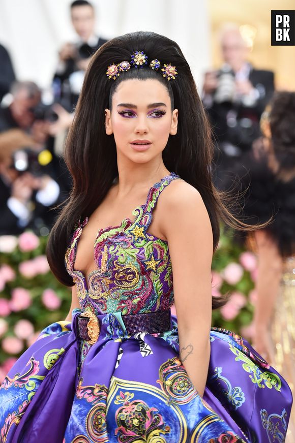 MET Gala 2021: Dua Lipa e Zendaya não poderão comparecer ao evento