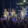 Segurança em primeiro lugar! Jonas Brothers passaram a exigir comprovante de vacinação ou teste negativo para Covid-19 para entrar em seus shows nos EUA