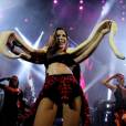  Anitta recriou uma apresenta&ccedil;&atilde;o de "I'm a Slave 4 U", da Britney Spears, no "Ch&aacute; das Divas" 