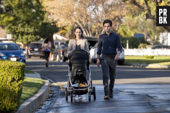 Na 3ª temporada de "You", Joe (Penn Badgley) e Love (Victoria Pedretti) estarão casados e com um bebê, morando no norte da Califórnia. Ele tenta ser um bom pai, mas fica incomodado com a impulsividade de Love e começa a se interessar pela sua vizinha