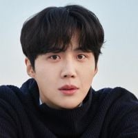 Kim Seon Ho, astro de K-drama, se envolve em polêmica com ex-namorada. Saiba tudo!