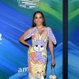   amFAR Gala 2021: Anitta chamou atenção com vestido divertido da grife   Moschino    