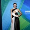 amFAR Gala 2021: o vestido trançado e transparente de Jenna Dewan é tendência 