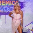 Anitta chamou muita atenção no   Premios Juventud 2021  
