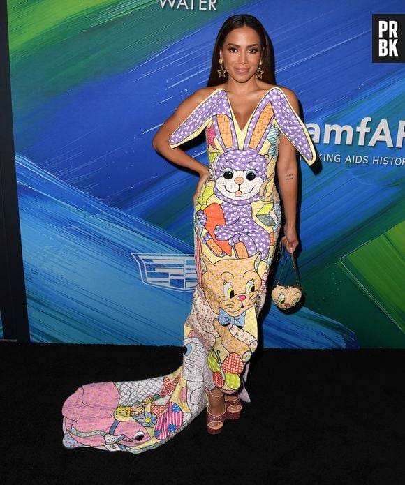 Anitta compareceu ao amfAR 2021