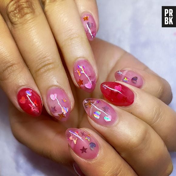 A jelly nails bombou no Valentine's Day