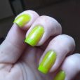  Jelly nails em esmalte neon? Temos também 