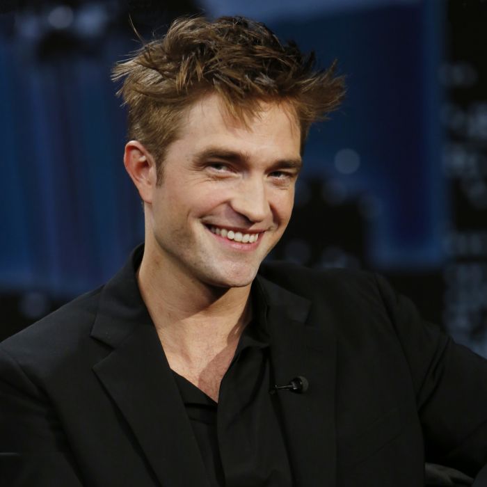 Robert Pattinson diz que Batman quer &quot;muito matar&quot; e, por isso, seguiu  essa linha de raciocínio na hora de contracenar 