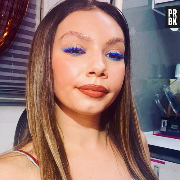 Maquiadora de "Euphoria" aposta em looks coloridos, que são a cara do Lollapalooza Brasil