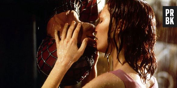 Como esquecer esse beijo de "Homem-Aranha"?