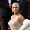 Kim Kardashian emagreceu para caber em vestido já usado por Marilyn Monroe para ir ao Met Gala de 2022.