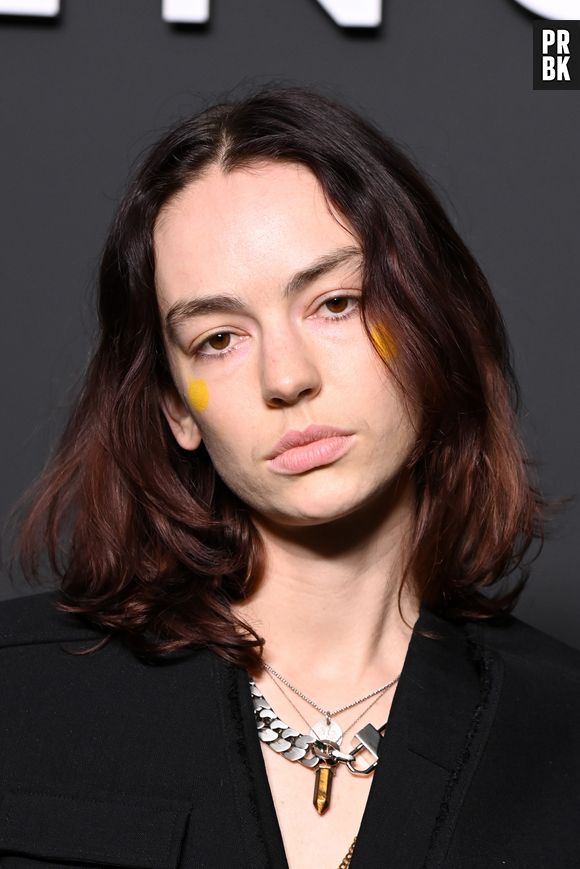 Brigette Lundy-Paine já foi líder de torcida na escola e queria se tornar ume cientista