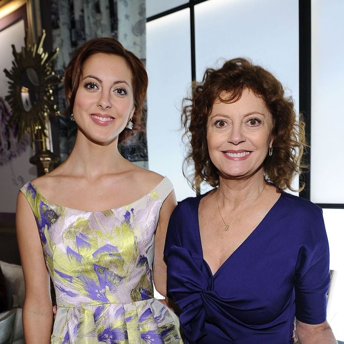 Susan Sarandon chama atenção por semelhança com a filha Eva Amurri