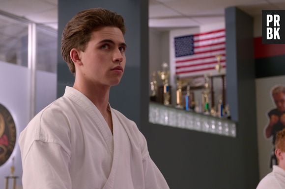 "Cobra Kai": Robby (Tanner Buchanan) vai para o México com Johnny (William Zabka) para encontrar Miguel (Xolo Maridueña)