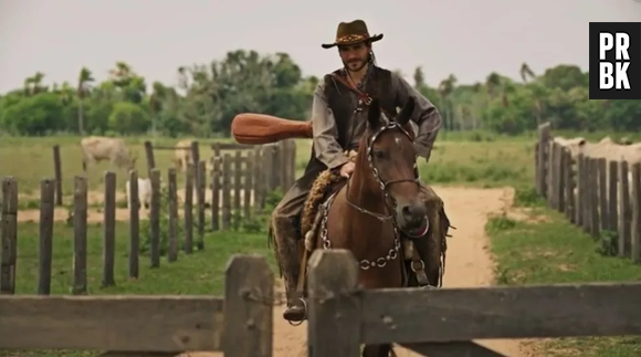 Trindade (Gabriel Sater) deixou "Pantanal" no capitulo da novela que foi ao ar no dia 24 de agosto