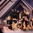 Taylor Swift surtou ao som de BLACKPINK, na apresentação do VMA 2022