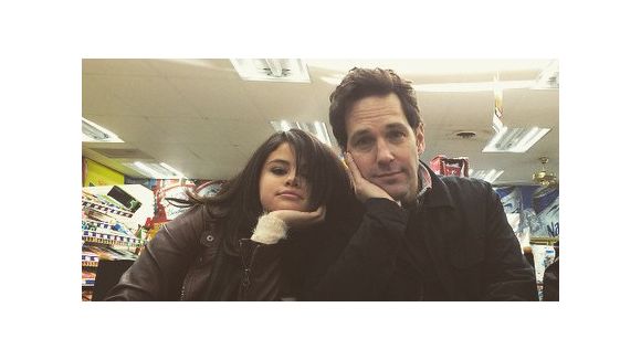 Selena Gomez em novo filme: estrela posta imagem de bastidores no Instagram!