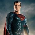 Henry Cavill poderá retornar como Super-Homem em "Adão Negro"