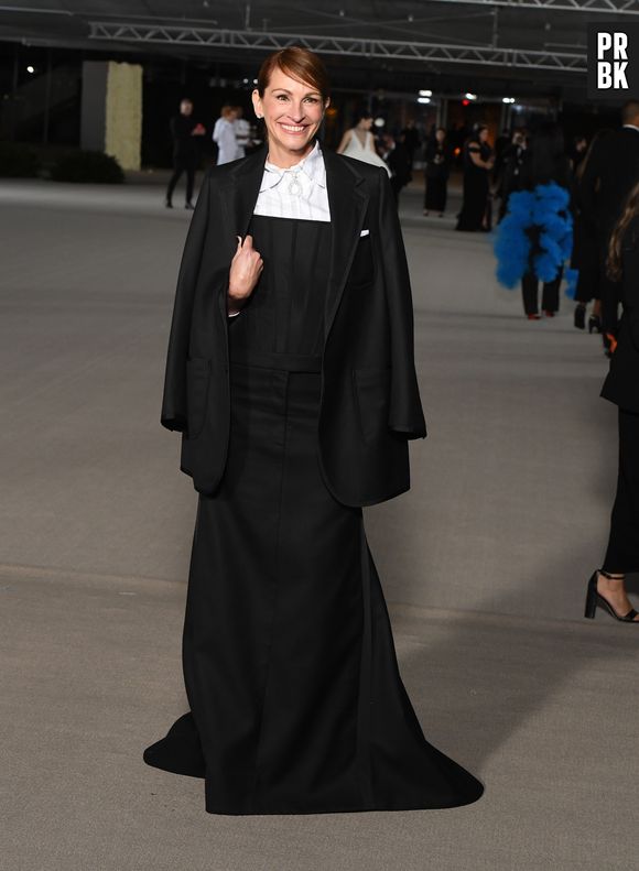 Julia Roberts é homenageada por 30 anos de carreira no segundo aniversário do Academy Museum, em Los Angeles, no dia 15 de outubro de 2022