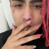 Lil Pump usou unhas grandes e coloridas