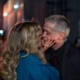Globo realiza testes de Covid em atores que têm cenas de intimidade, como beijos