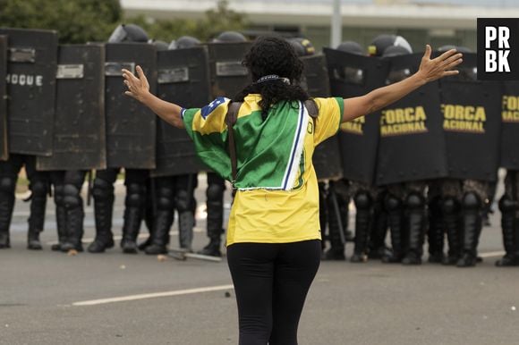 Terroristas pró-Bolsonaro invadiram o Congresso, o Palácio do Planalto e o STF no último domingo (8)