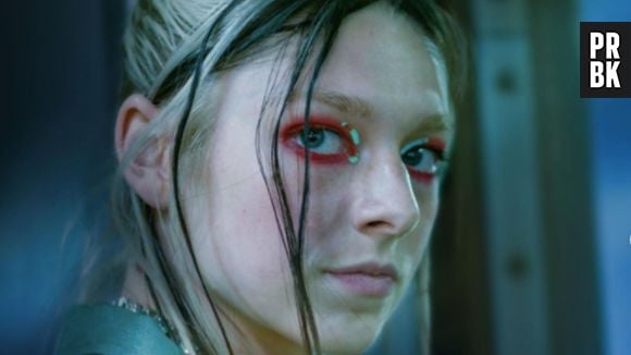 Jules (Hunter Schafer), de "Euphoria", é uma das personagens trans mais conhecidas