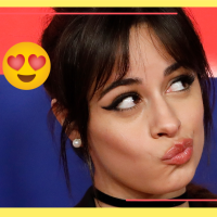 Vídeo: Camila Cabello é flagrada no Rio de Janeiro com equipe de gravação