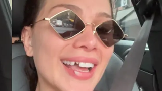 Chocante! 8 famosos que mostraram dentes sem lentes e causaram na web: Flávia Pavanelli, Gkay e mais!